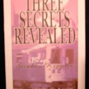 Three Secrets Revealed Boekje (B0034)